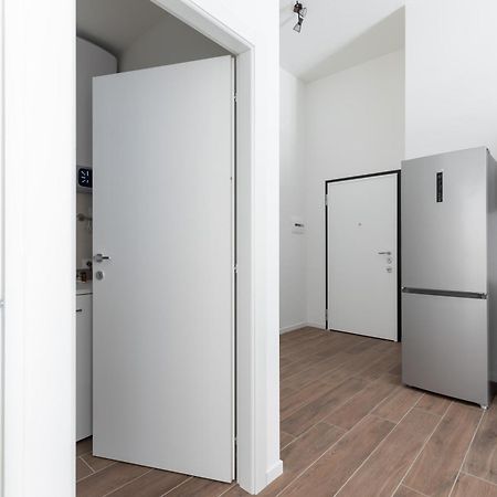 Minerva - 1 Bedroom Apartment Two Steps From Milano Centrale Екстер'єр фото